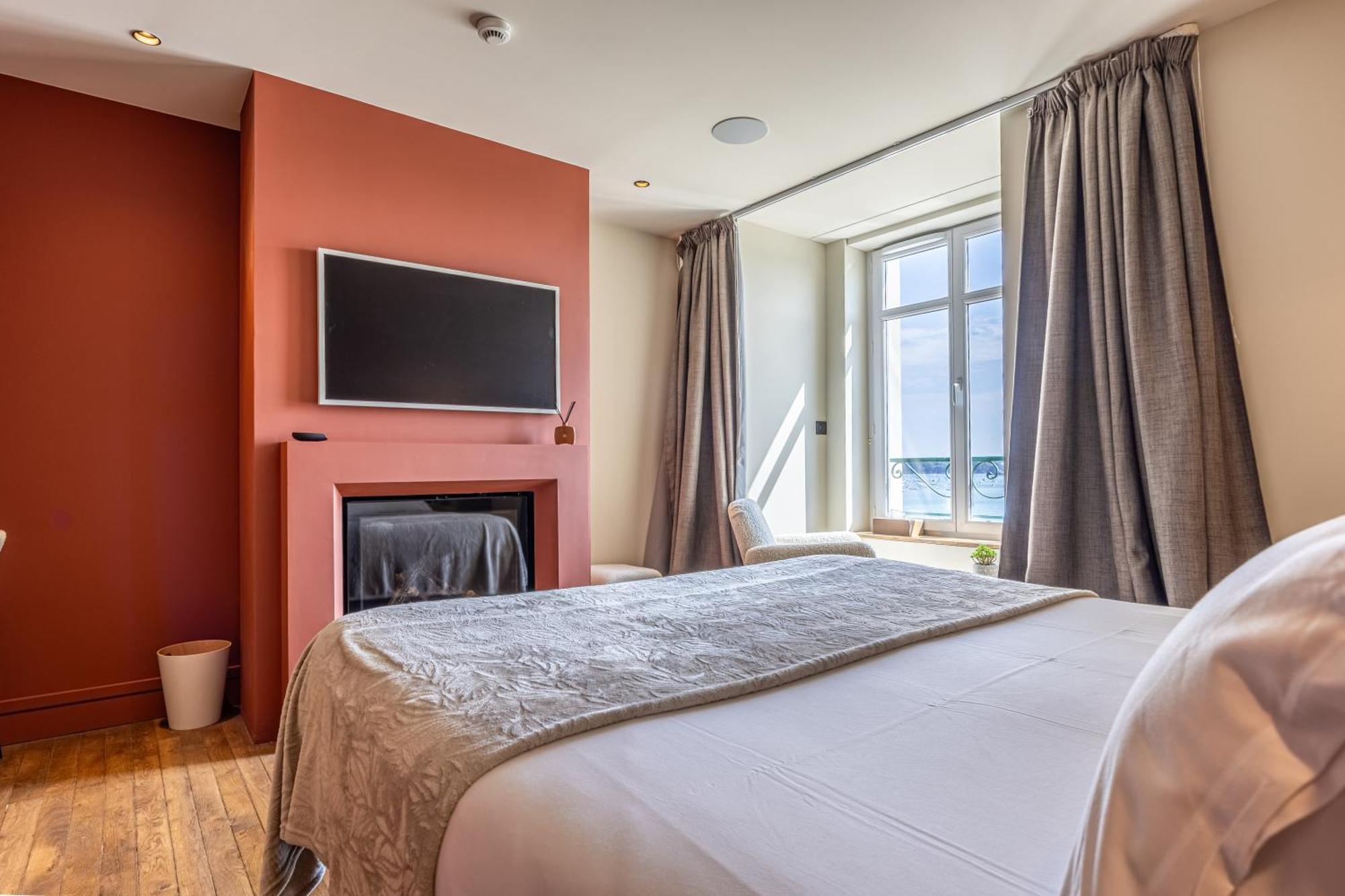 Restaurant Hotel Didier Meril Ντινάρ Εξωτερικό φωτογραφία